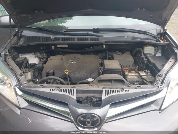 2018 TOYOTA SIENNA XLE 8 PASSENGER
