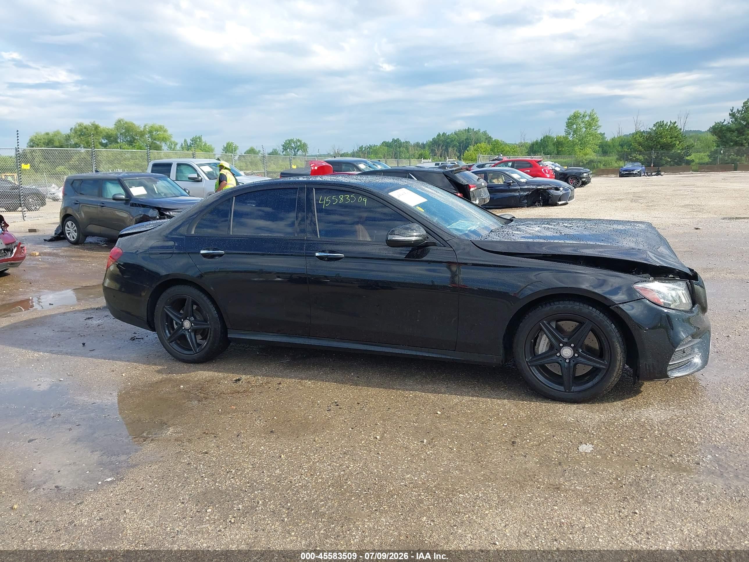 2017 MERCEDES-BENZ E 300 E300-4M