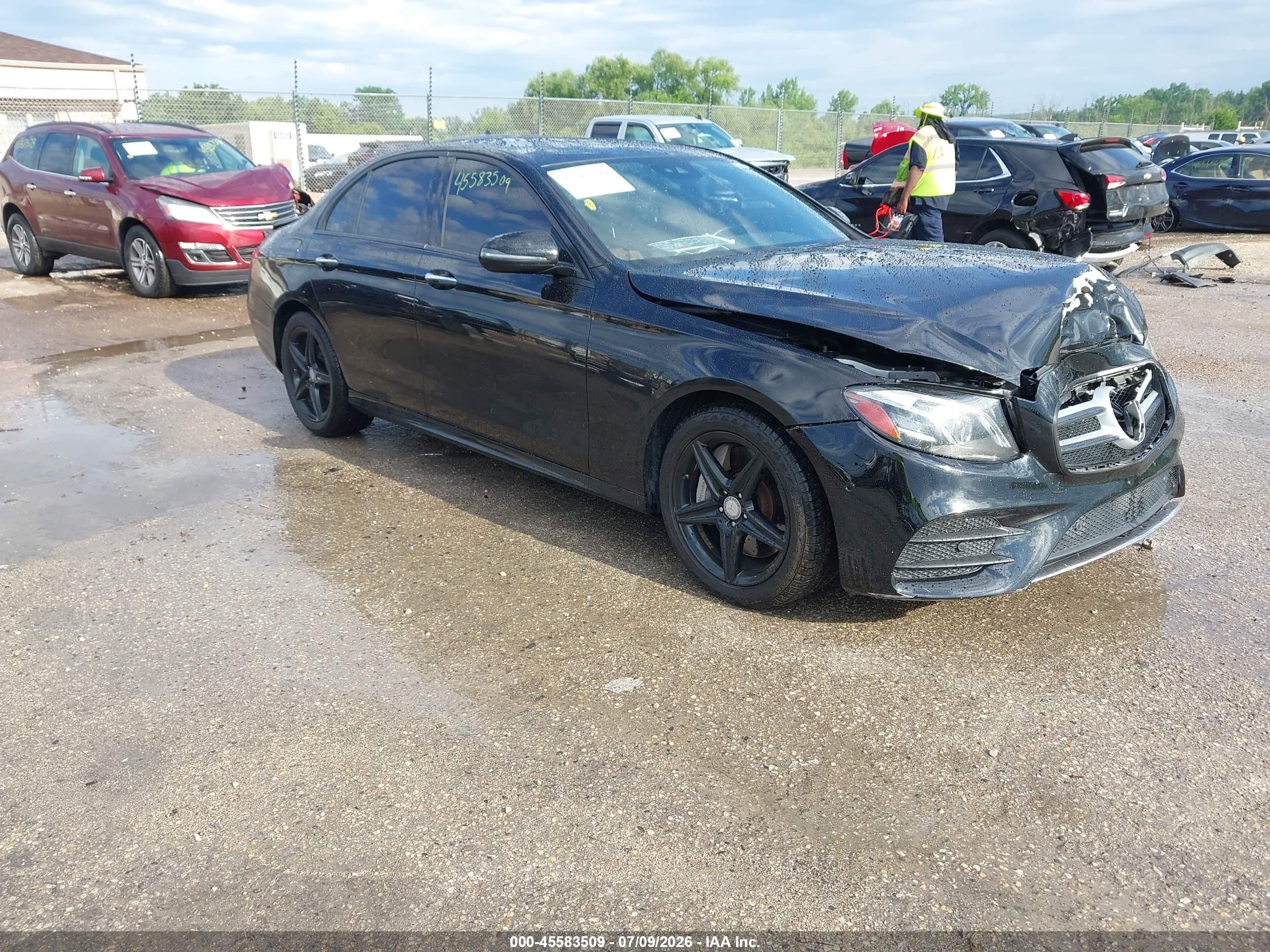 2017 MERCEDES-BENZ E 300 E300-4M
