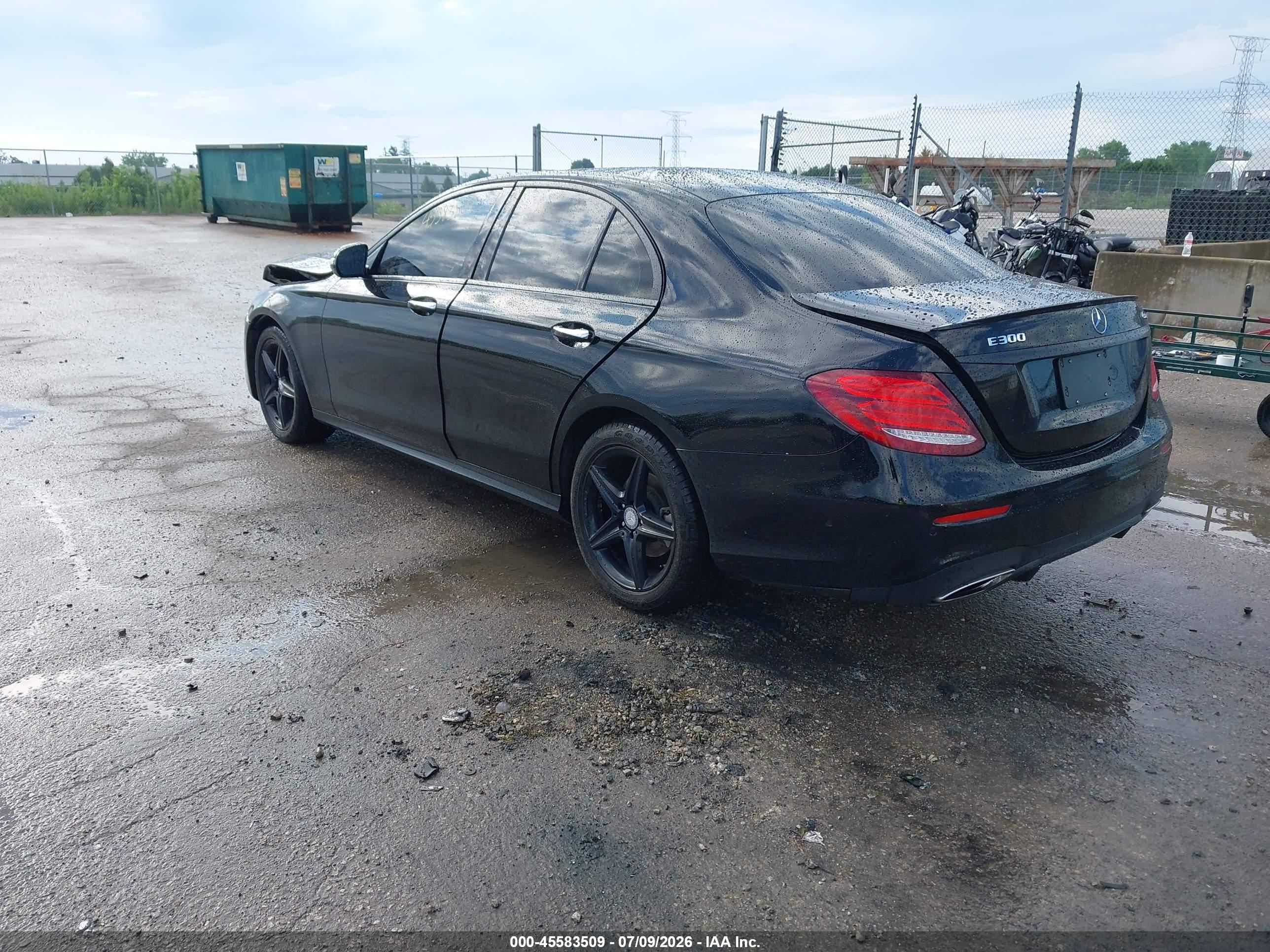 2017 MERCEDES-BENZ E 300 E300-4M