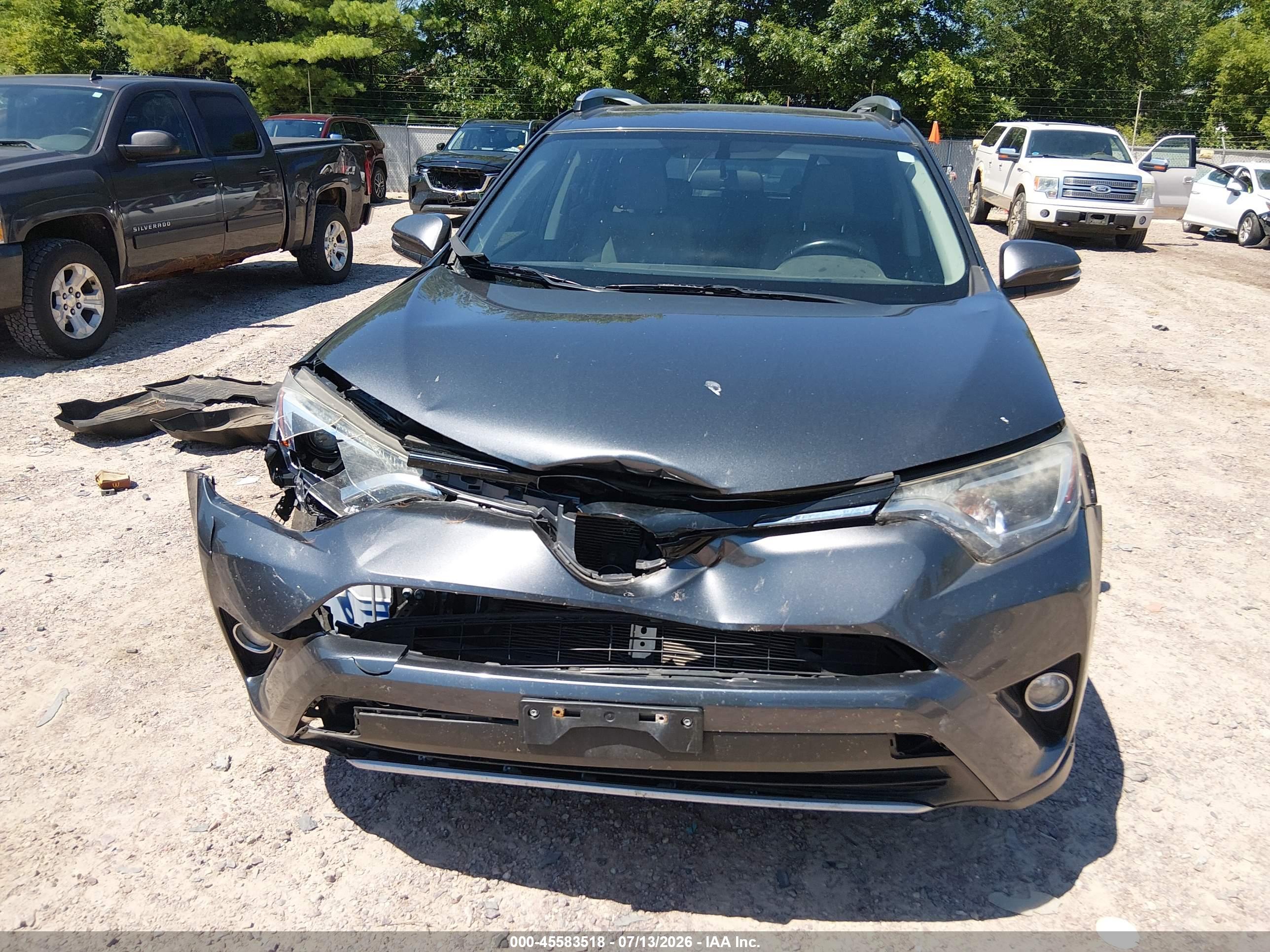 2016 TOYOTA RAV4 XLE
