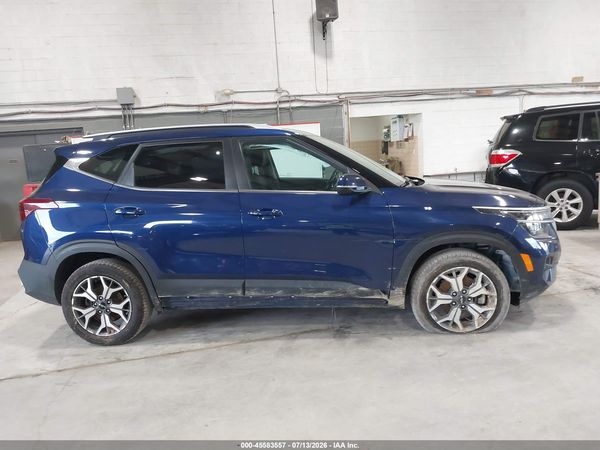 2022 KIA SELTOS EX