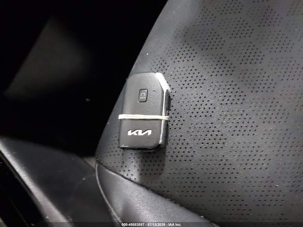 2022 KIA SELTOS EX