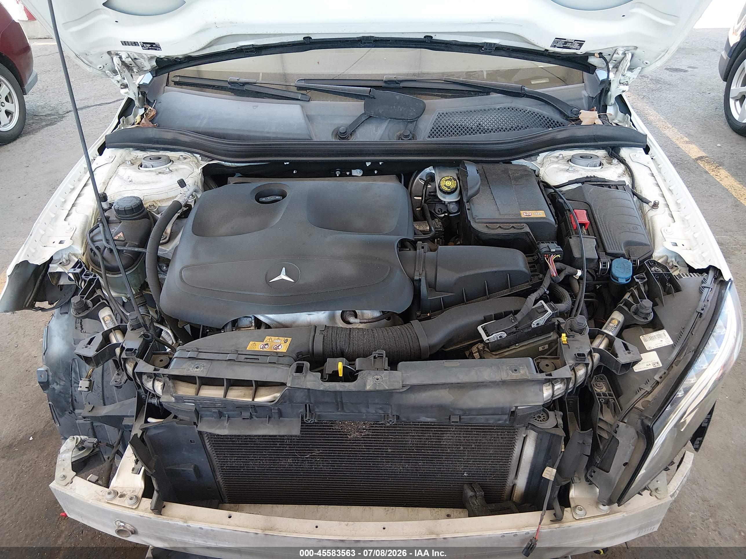 2015 MERCEDES-BENZ GLA 250 GLA250