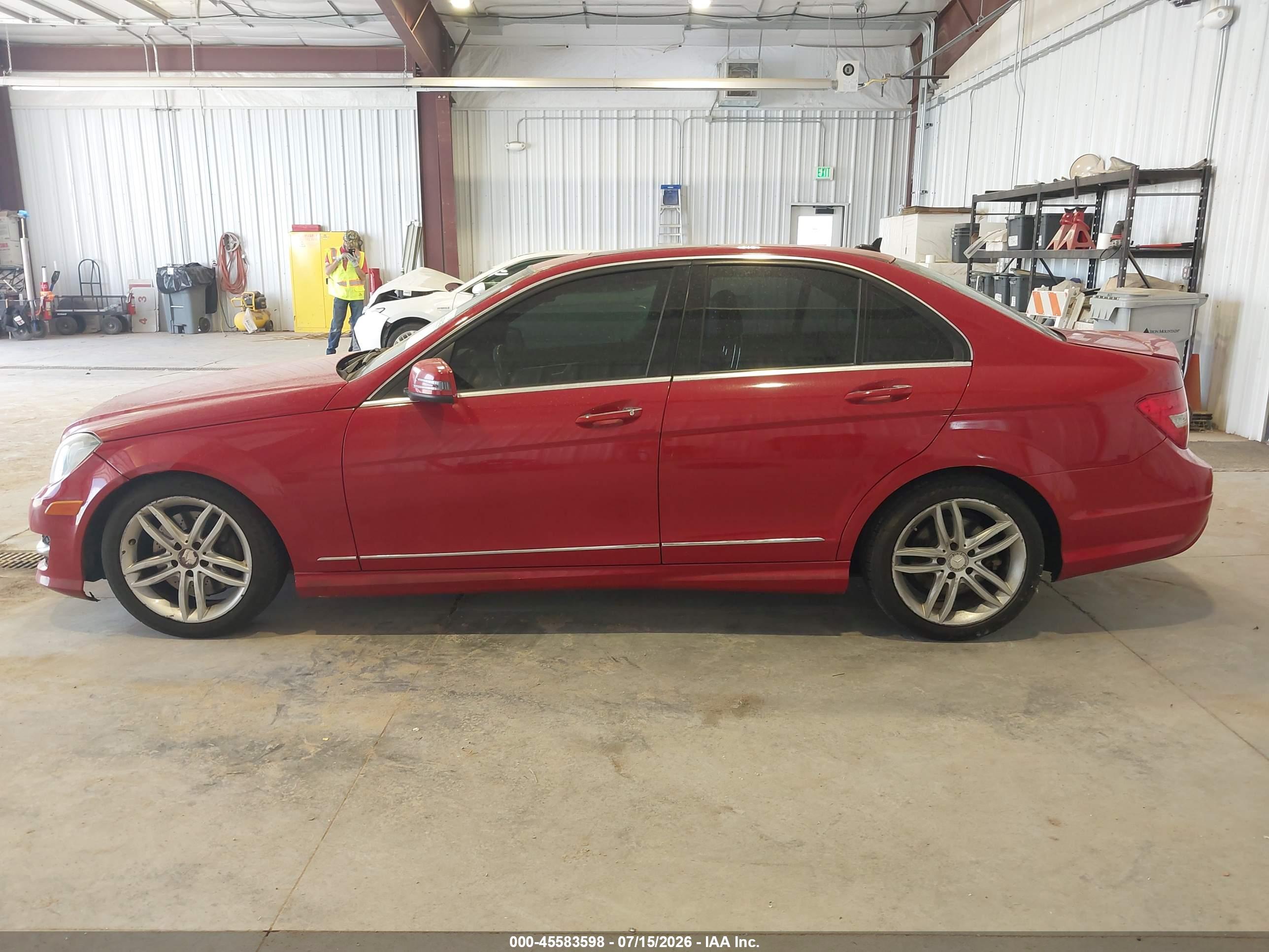 2013 MERCEDES-BENZ C 300 SPORT 4MATIC