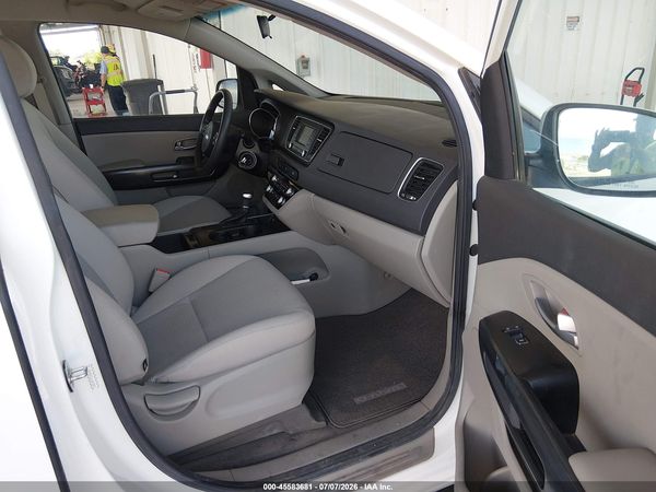 2018 KIA SEDONA L