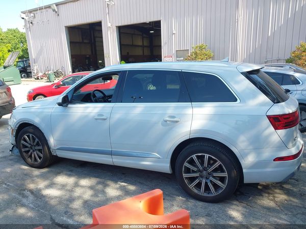2019 AUDI Q7