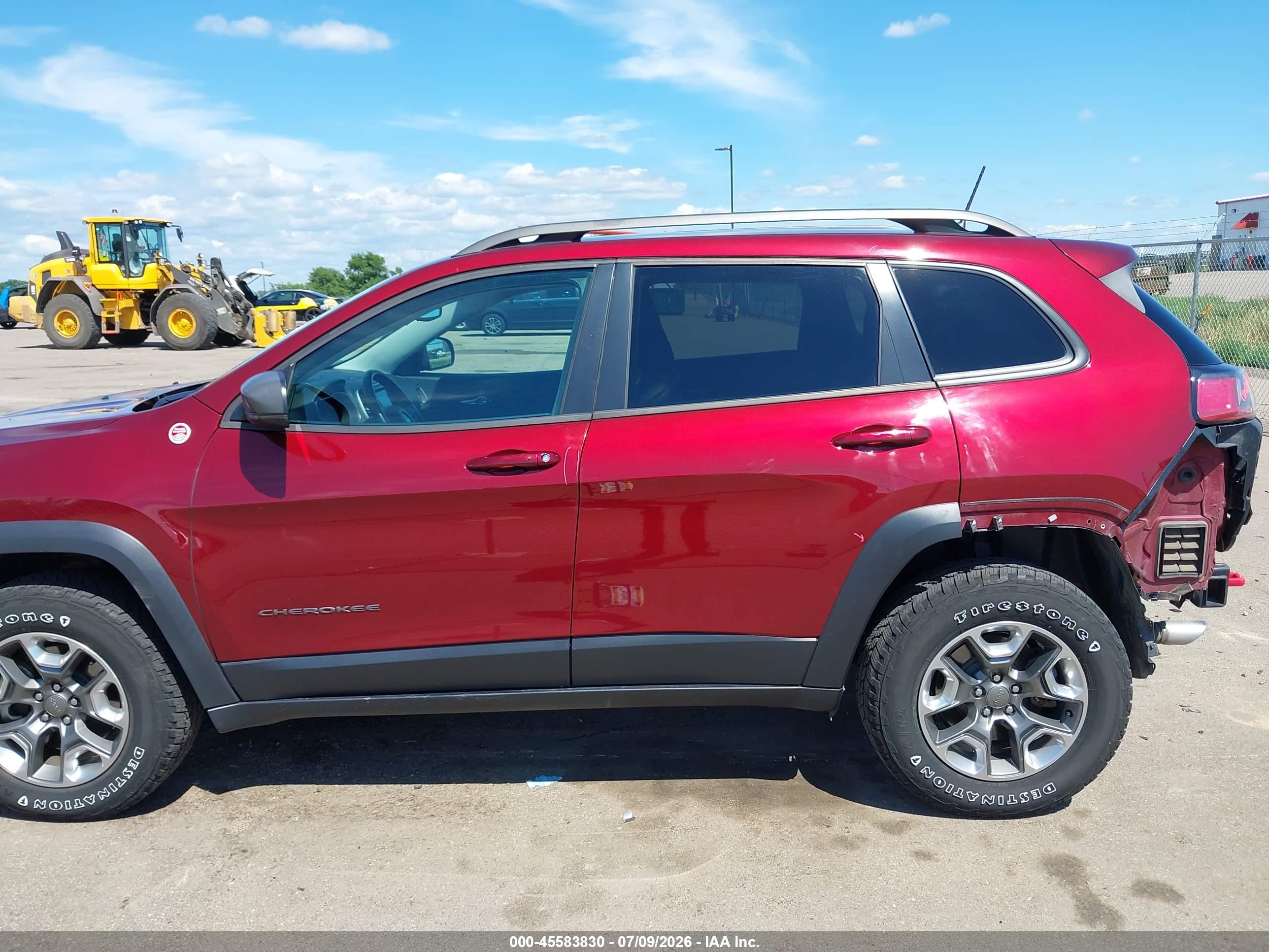 2019 JEEP CHEROKEE TRAILHAWK 4X4
