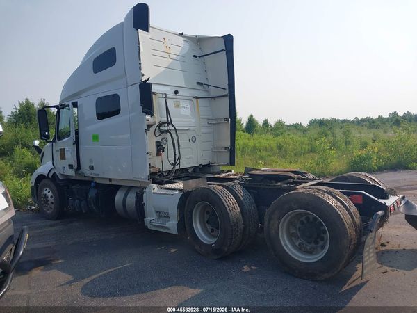 2019 VOLVO VNL
