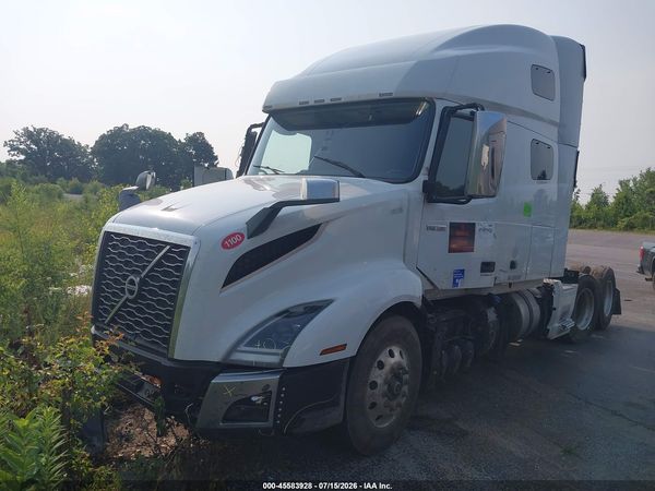 2019 VOLVO VNL
