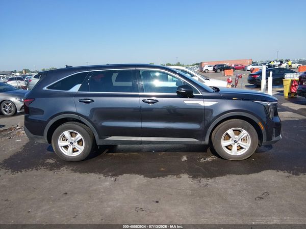 2025 KIA SORENTO LX