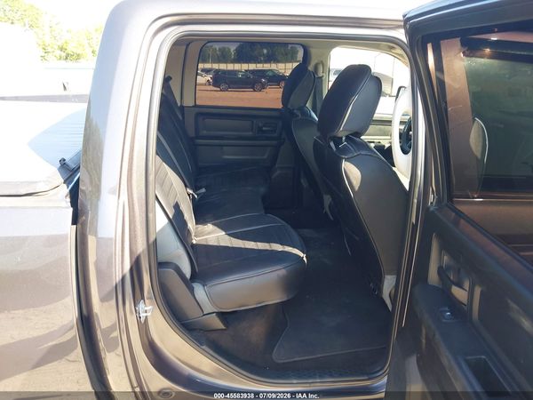 2017 RAM 1500 EXPRESS  4X2 5'7 BOX