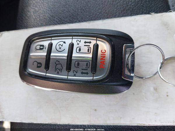 2022 CHRYSLER PACIFICA TOURING L