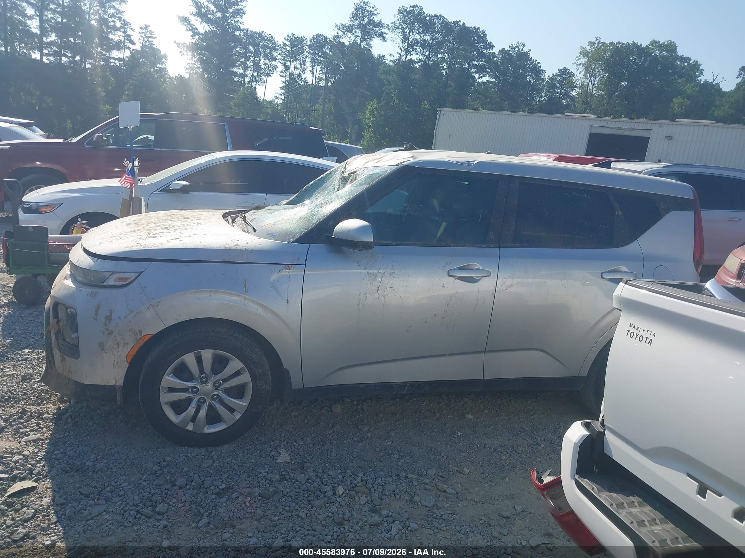 2021 KIA SOUL LX