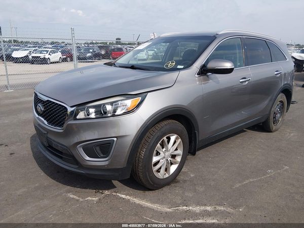 2017 KIA SORENTO 2.4L LX