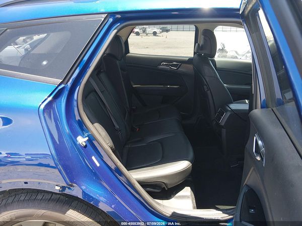 2025 KIA SPORTAGE SX