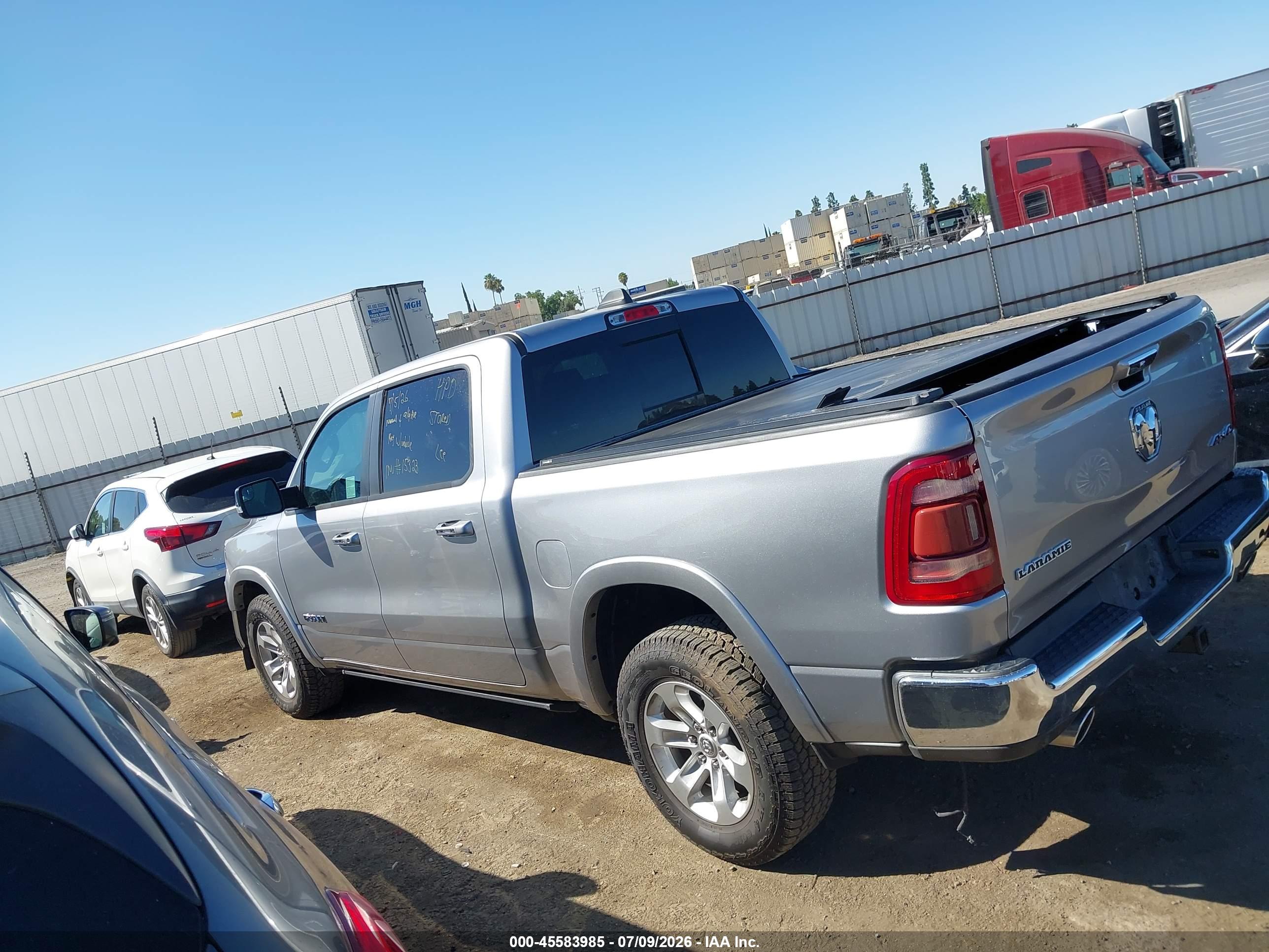 2020 RAM 1500 LARAMIE  4X4 5'7 BOX