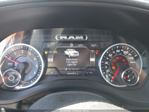 2020 RAM 1500 LARAMIE  4X4 5'7 BOX