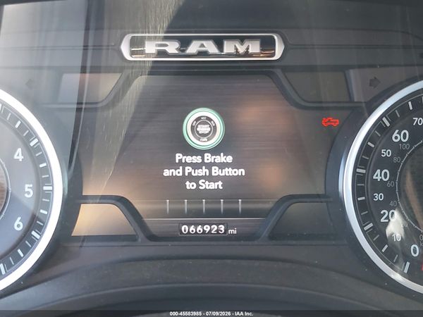 2020 RAM 1500 LARAMIE  4X4 5'7 BOX
