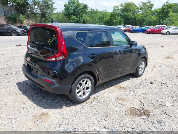 2020 KIA SOUL S