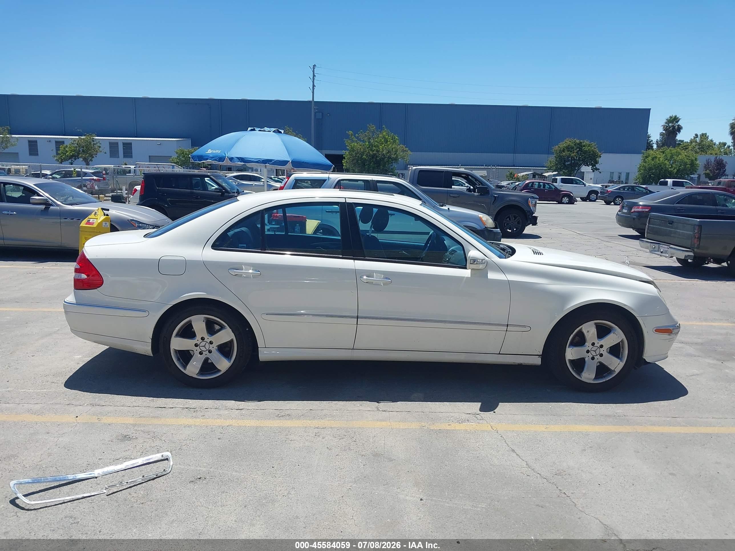2005 MERCEDES-BENZ E 320 E320