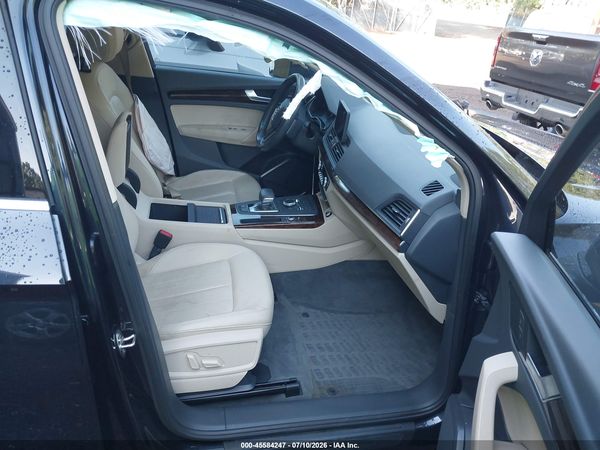 2020 AUDI Q5