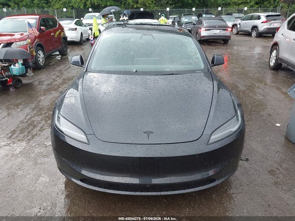 2026 TESLA MODEL 3