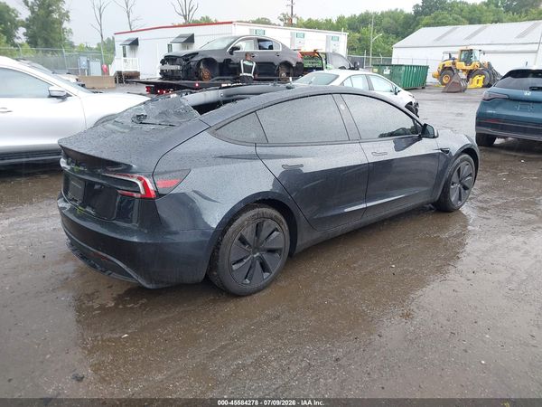 2026 TESLA MODEL 3