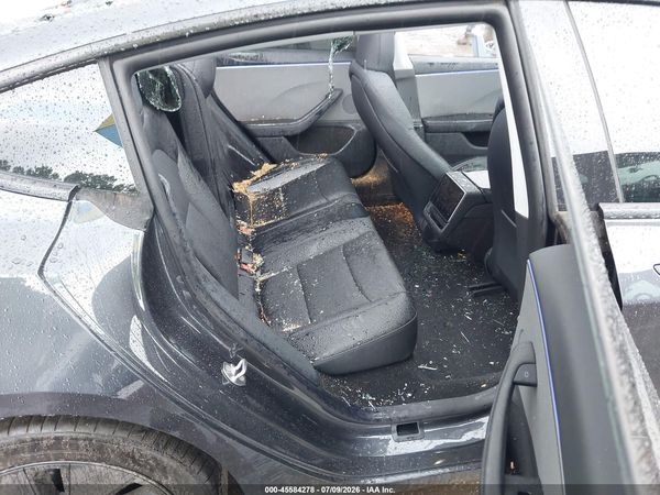 2026 TESLA MODEL 3