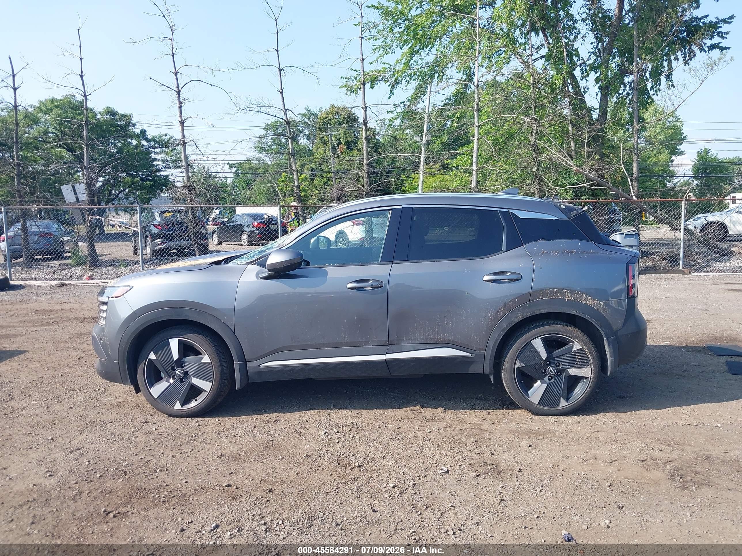 2025 NISSAN KICKS SR INTELLIGENT AWD