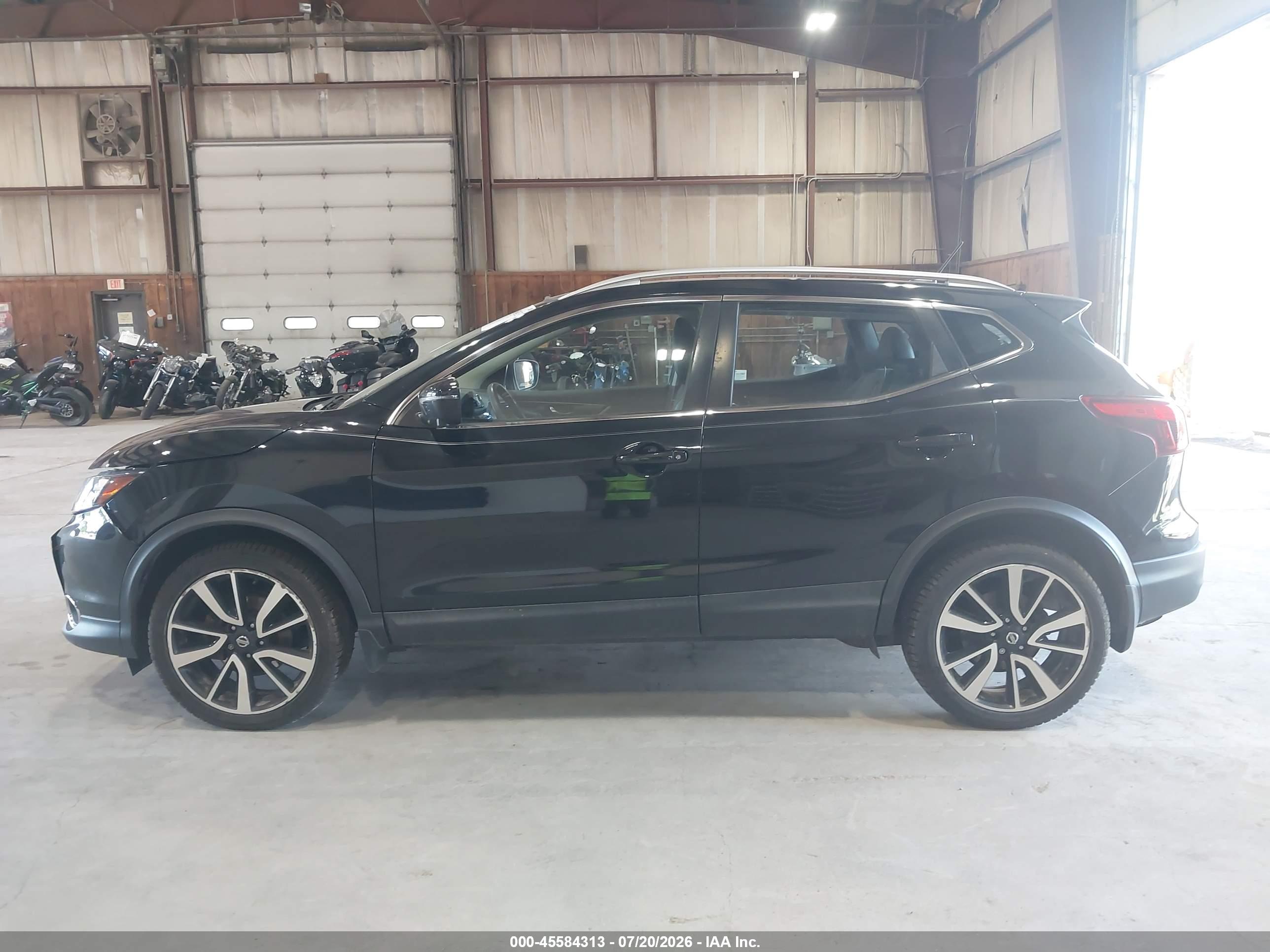 2018 NISSAN ROGUE SPORT SL