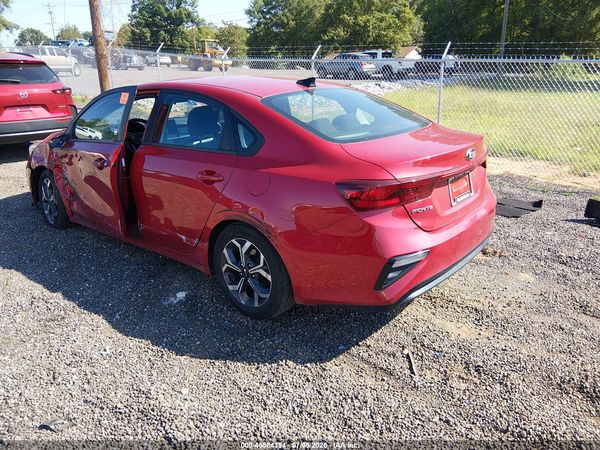 2021 KIA FORTE LXS