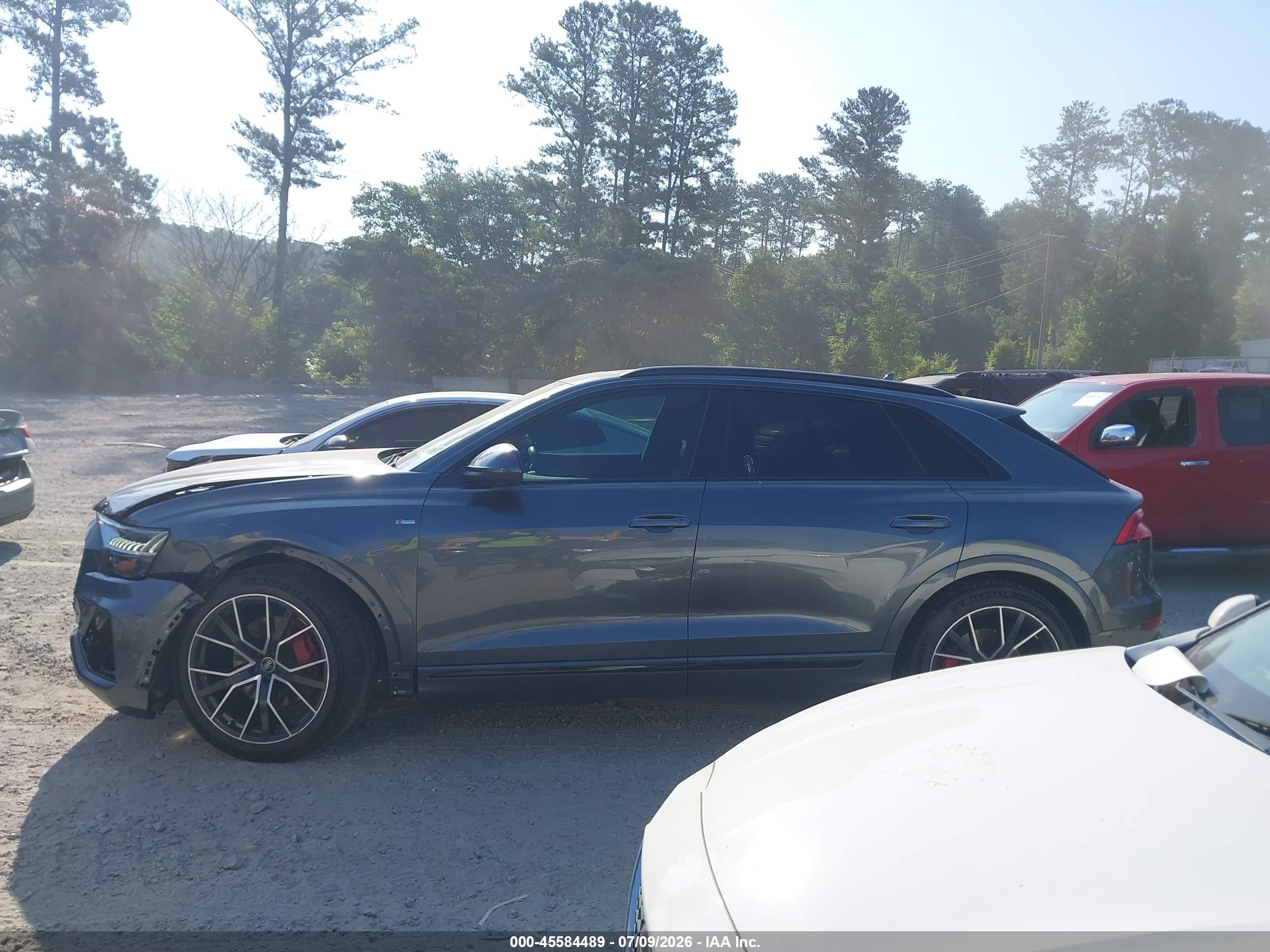 2021 AUDI Q8
