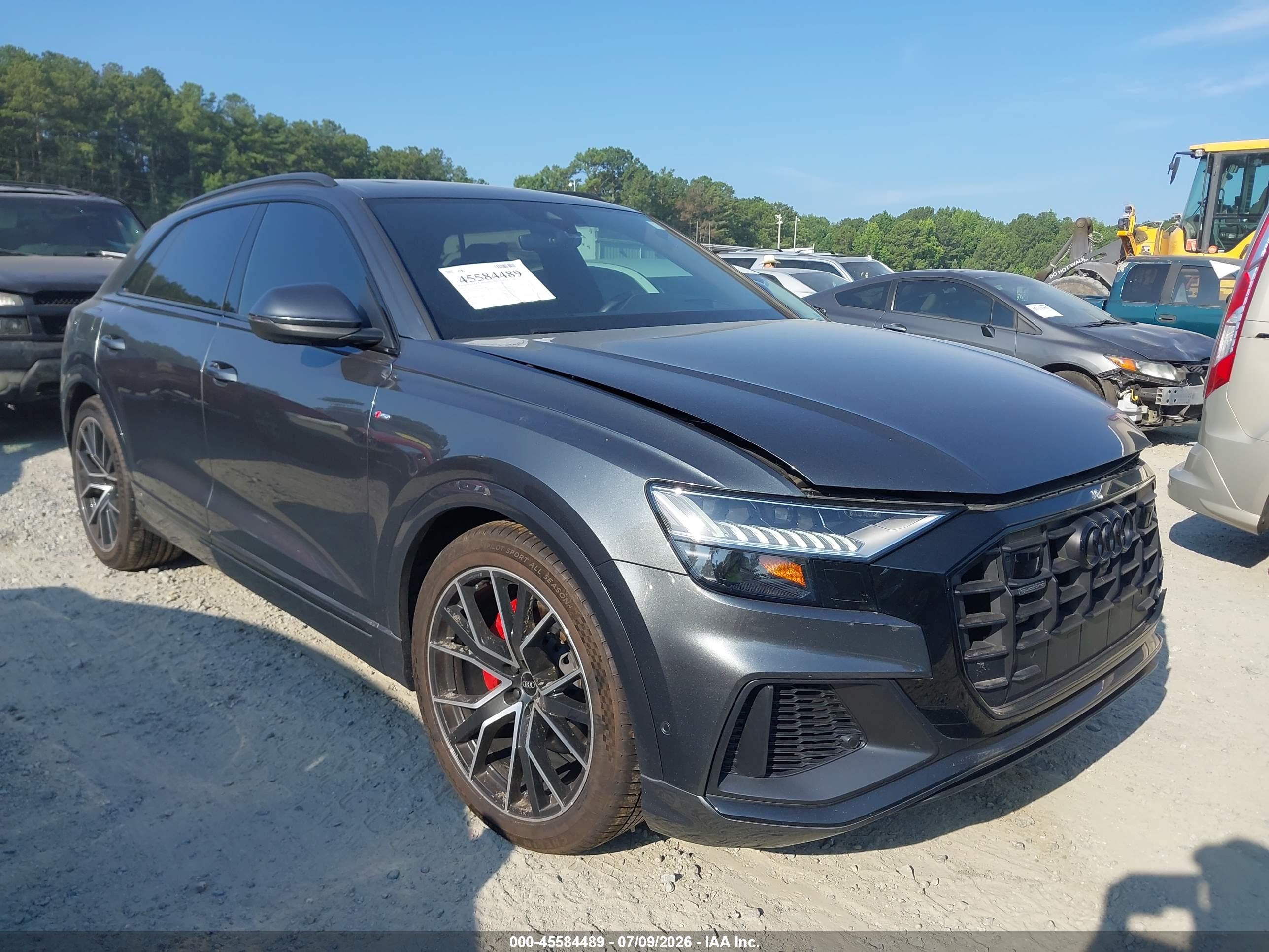 2021 AUDI Q8