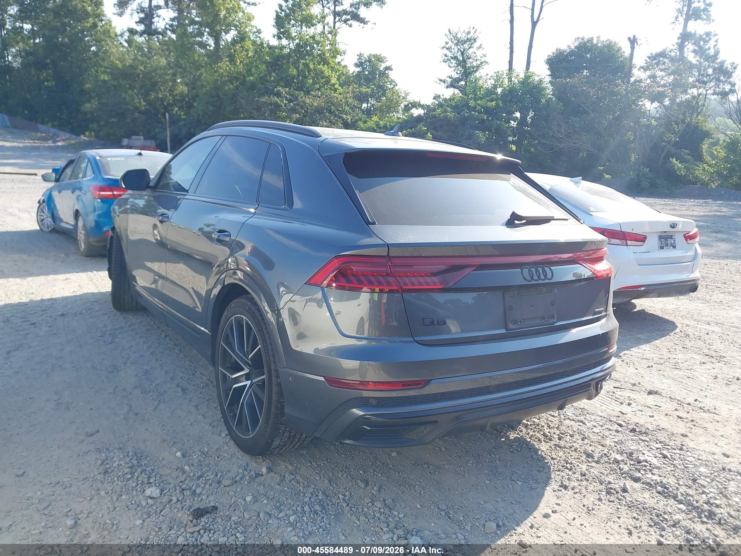 2021 AUDI Q8