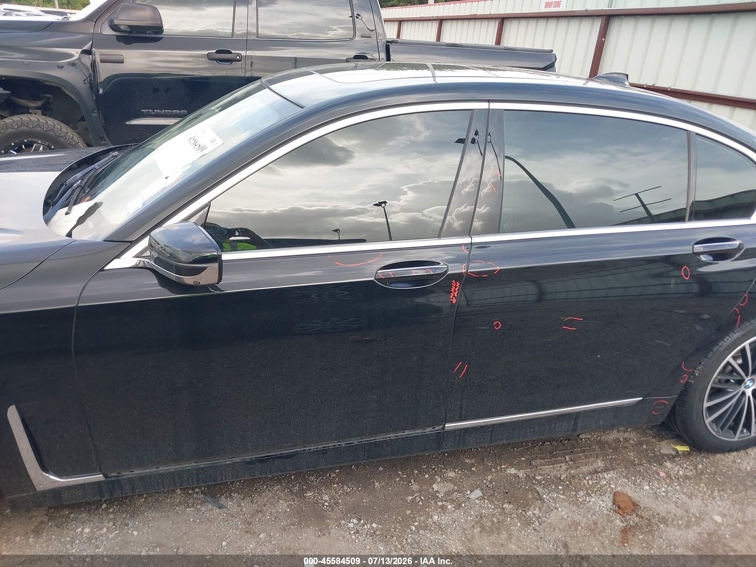 2020 BMW 740I