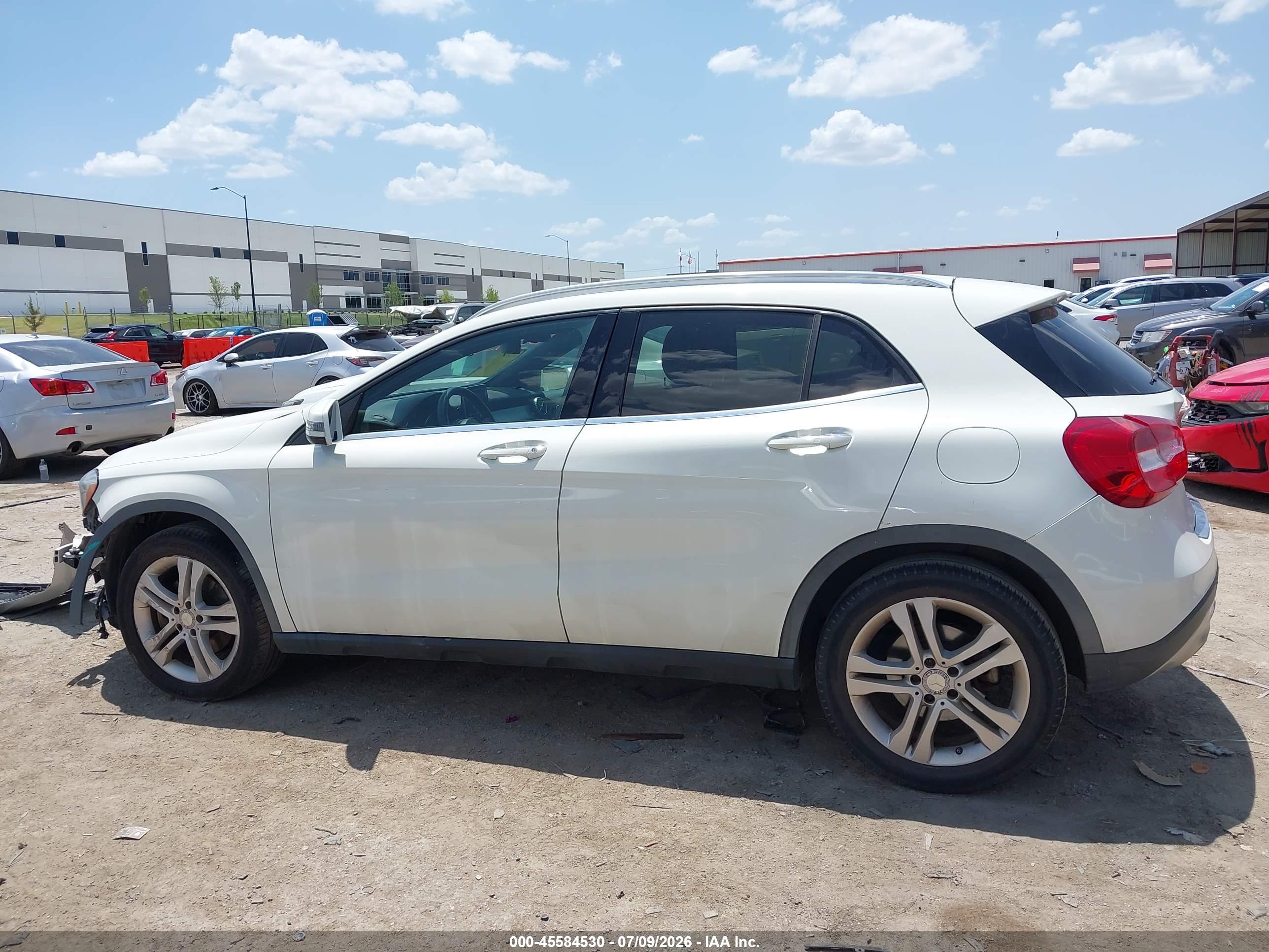 2016 MERCEDES-BENZ GLA 250 GLA250