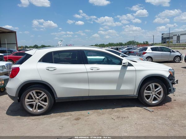 2016 MERCEDES-BENZ GLA 250 GLA250