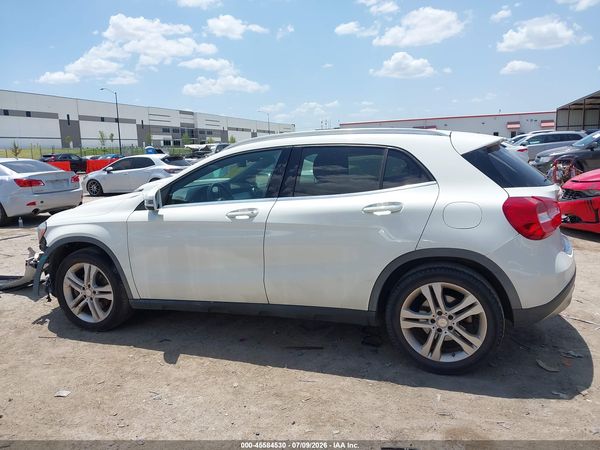 2016 MERCEDES-BENZ GLA 250 GLA250