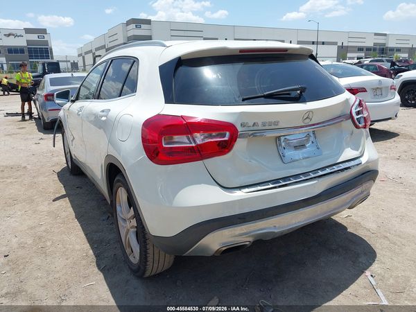 2016 MERCEDES-BENZ GLA 250 GLA250