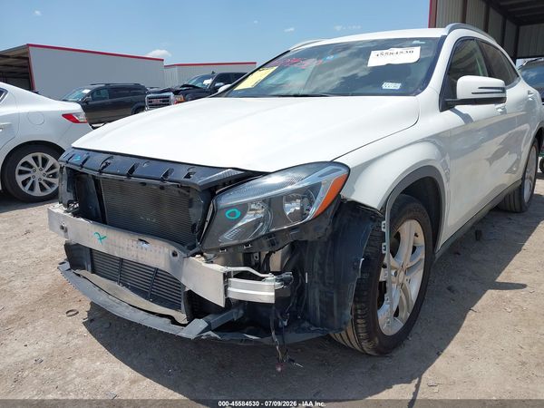 2016 MERCEDES-BENZ GLA 250 GLA250