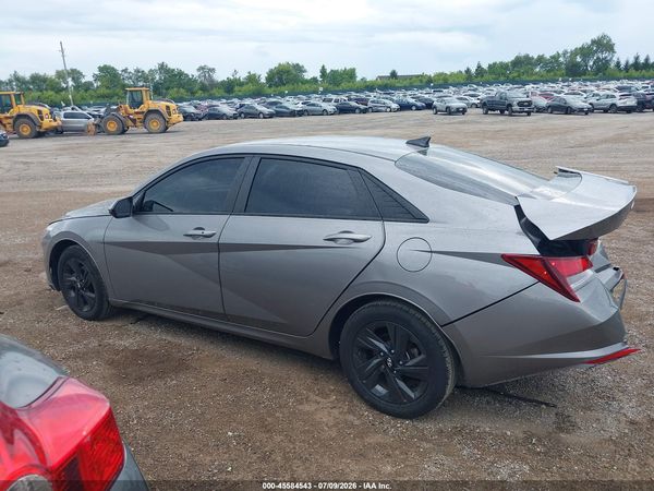 2022 HYUNDAI ELANTRA SEL