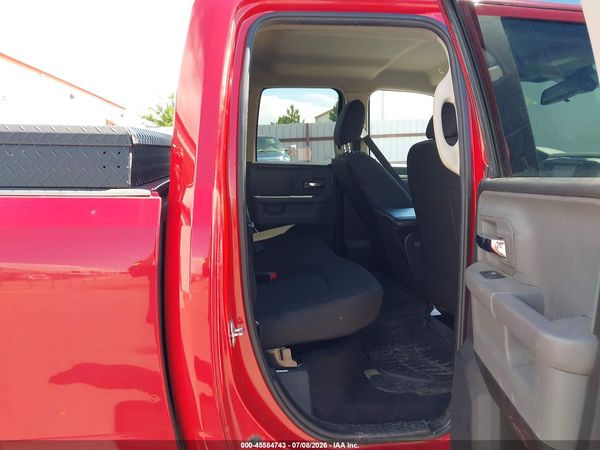 2019 RAM 1500 CLASSIC WARLOCK  4X2 6'4 BOX
