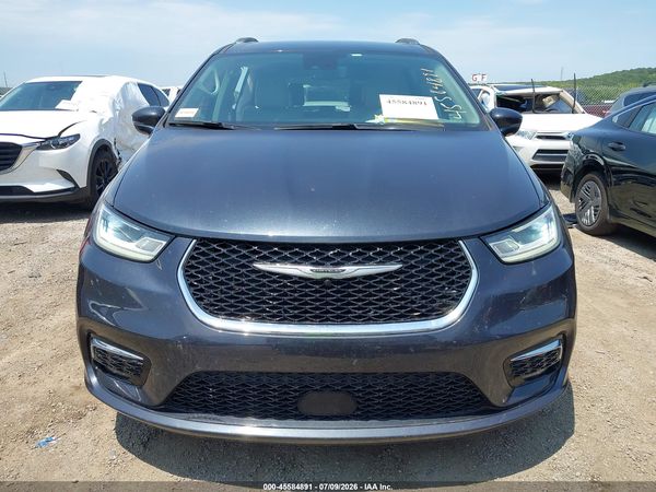 2021 CHRYSLER PACIFICA TOURING L — I115