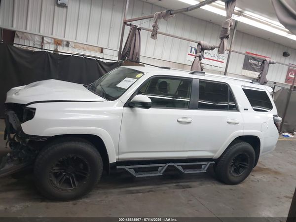 2021 TOYOTA 4RUNNER SR5