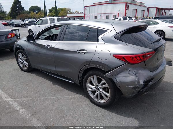 2018 INFINITI QX30 LUXURY