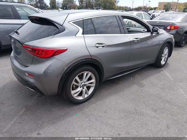 2018 INFINITI QX30 LUXURY