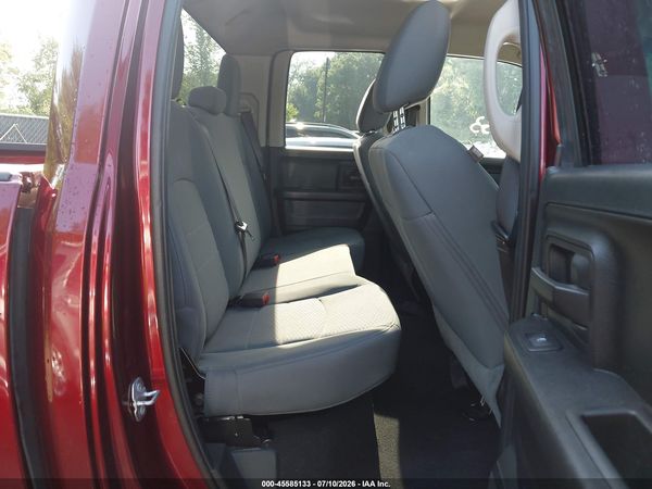 2016 RAM 1500 ST