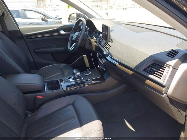 2020 AUDI Q5