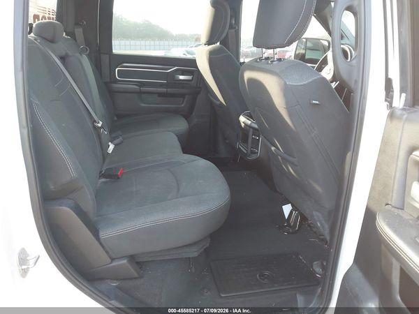 2019 RAM 2500 BIG HORN  4X4 6'4 BOX